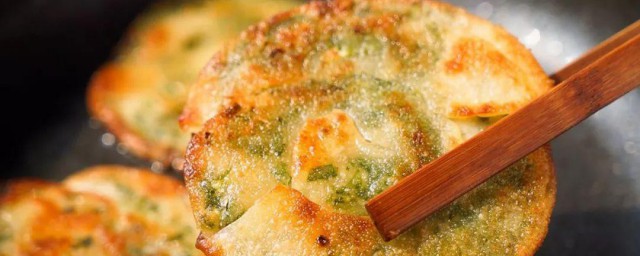 爱心葱油饼怎样做 爱心葱油饼做法