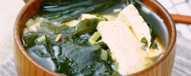 怎样做豆腐炖海带汤好吃 怎样做豆腐炖海带汤好吃