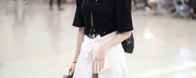 衣服挽在腰上的办法 衣服怎么绑在腰上
