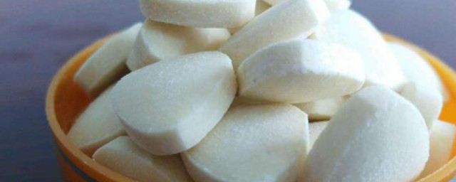 牛奶片的制作技巧 怎样自制牛奶片
