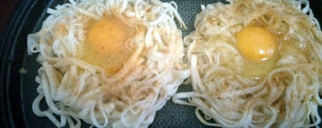 鸡蛋挂面不锈钢盆梗的出处 鸡蛋挂面不锈钢盆梗出自哪里