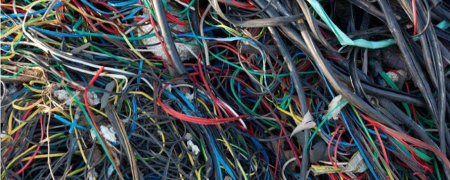保护电线的精确技巧 怎样保护电源线