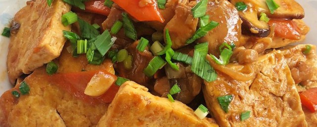 双菇烧豆腐怎样做 做双菇烧豆腐的技巧