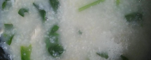 鲫鱼菠菜粥怎样做 鲫鱼菠菜粥做法如下