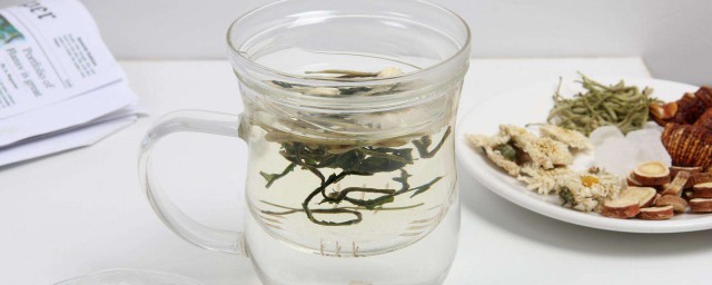 干桑叶茶的功效与作用 干桑叶茶的好处简介