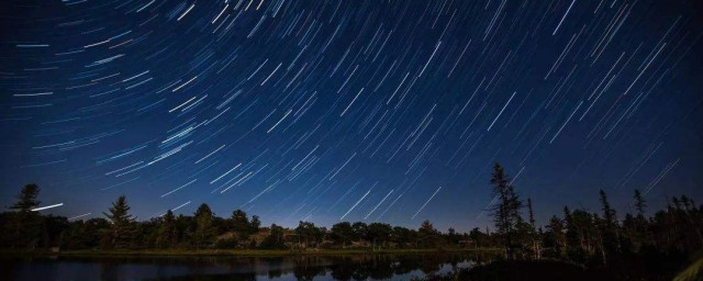 你跨越经纬而我停驻在星河是什么歌 你跨越经纬而我停驻在星河是哪一首歌曲