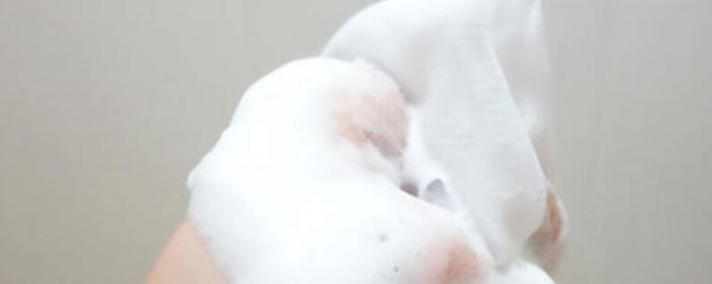 洗面泥的准确使用方式 洁面泥如何使用