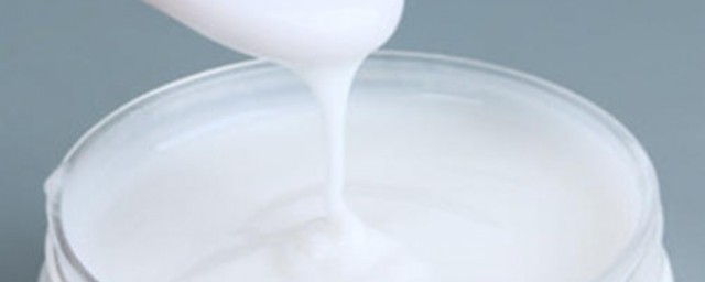 精华水乳液顺序怎样用 精华水乳液使用顺序