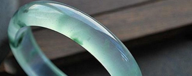怎样识别玉手镯 识别玉手镯的技巧
