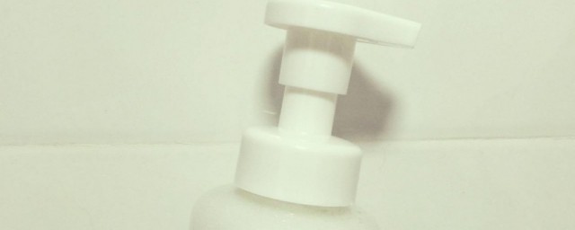 起泡瓶怎样用 起泡瓶的用法