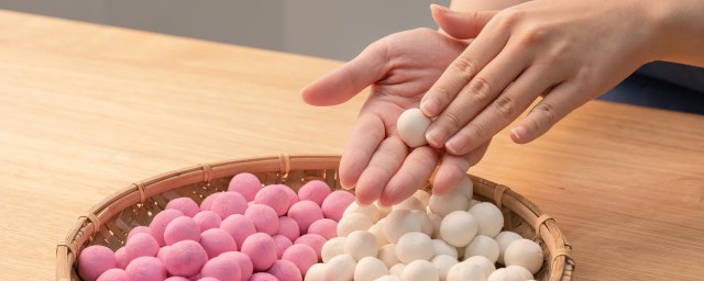 怎样用糯米做汤圆 使用糯米做汤圆的技巧