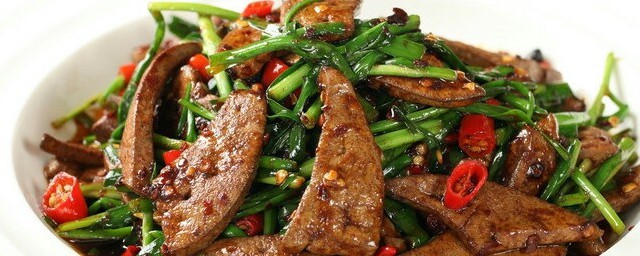 猪肝炒韭菜的方式 猪肝炒韭菜的要领与步骤