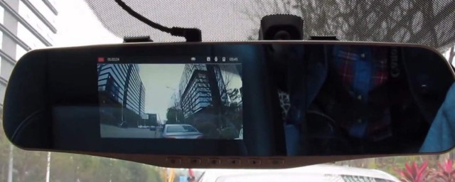 行车记录仪恢复技巧 怎样恢复行车记录仪