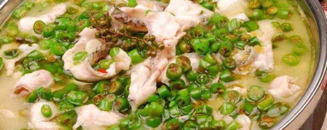 青椒跟鱼如何做 青椒跟鱼的做法介绍