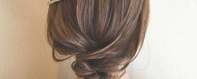女生长发编织办法 女生长发编织要领