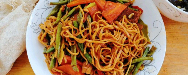 豆角焖面的正宗做法 豆角焖面怎样做最好吃