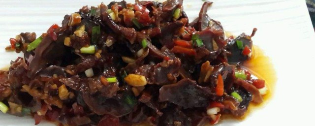 怎样做椒盐鸭胗 椒盐鸭胗的做法