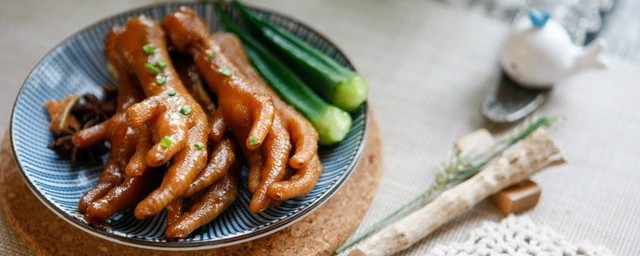 可怜鸡爪怎样做 可乐鸡爪做法简介