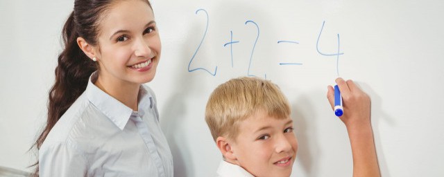 孩子感谢老师的话简短 表达感谢老师的短语怎样说
