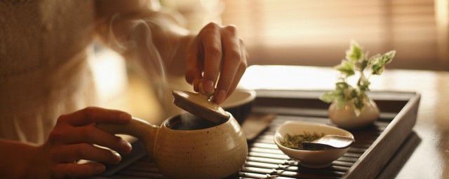 生活经典句子发朋友圈 比较经典的句子
