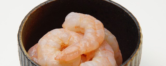 虾怎样做轻食 藜麦虾仁轻食沙拉做法