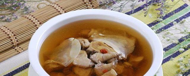 猪肚炖白术怎样做 做猪肚炖白术次序