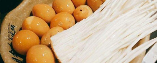 金针菇鹌鹑蛋怎样做 香菇金针菇炖鹌鹑蛋的做法次序