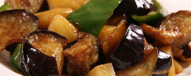 烧地三鲜怎样做 自己制作地三鲜的技巧