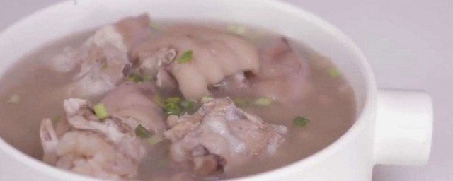 产妇猪蹄汤怎样炖下奶 产妇下奶猪蹄汤做法简介