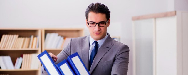 辞职报告简单一点的 辞职报告简单一点的怎样写