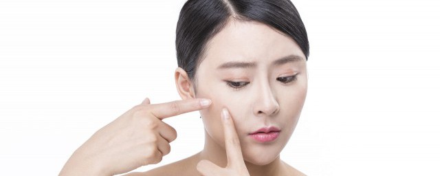 脸脸上长痘痘怎样调理 脸上长痘痘怎样办
