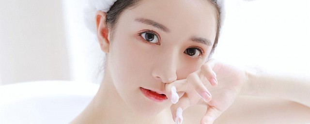 女士裹浴巾技巧 怎样裹的比较紧