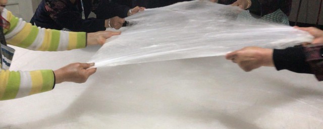 蚕丝的鉴别要领 如何鉴别蚕丝