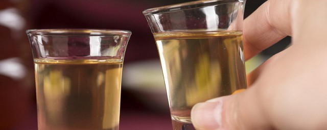 低度酒制作要领 怎么泡制低度青梅酒