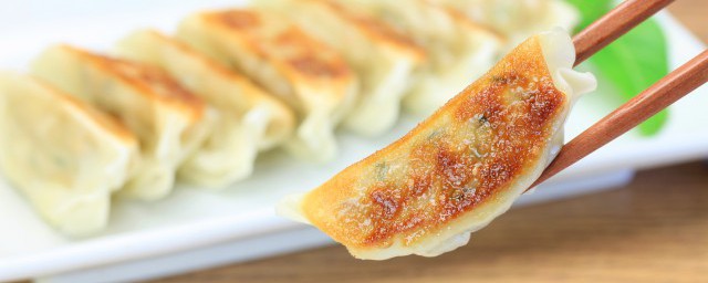 怎样煎饺子 煎饺子的技巧