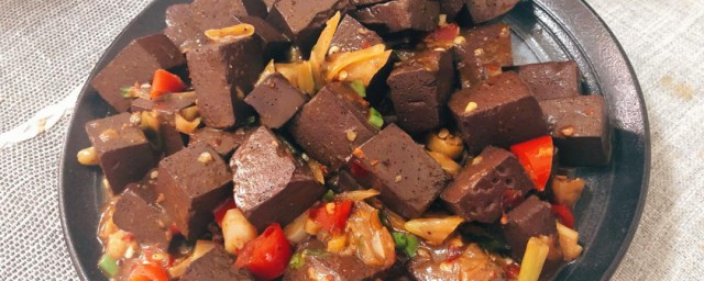 嫩血豆腐怎样做 血豆腐做法简介