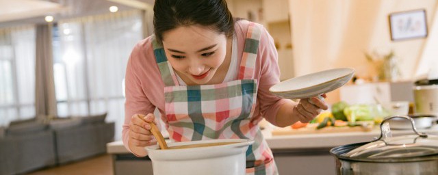 马蹄肉丸子汤怎么做 做这个汤的步骤有什么