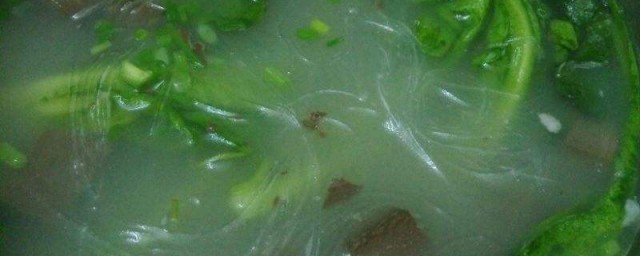 鸭血茼蒿怎样做 茼蒿鸭血汤做法简介