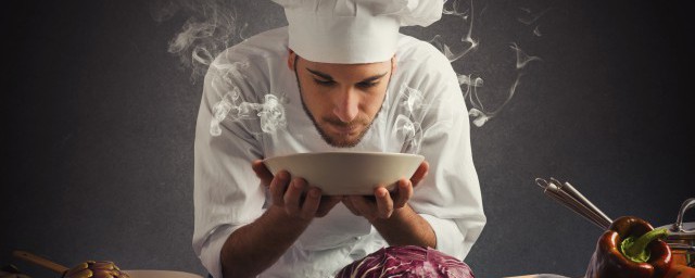 酸菜大骨棒如何做 酸菜大骨棒如何做
