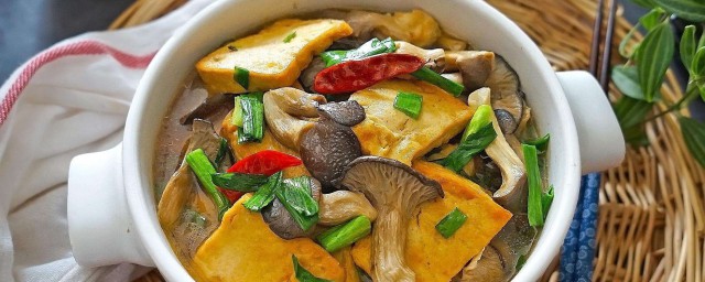 如何做豆腐平菇煲 如何做平菇豆腐煲