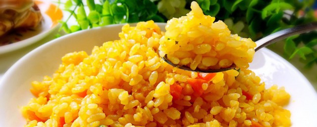 黄金煎饭如何做 黄金煎饭的做法步骤