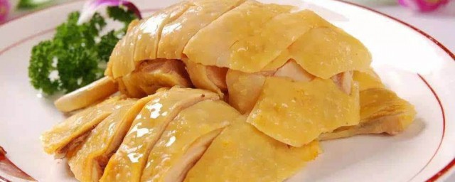 白斩鸡是什么意思 白斩鸡的解释