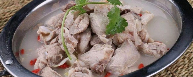 羊肉煲汤怎样做 制作羊肉汤的教程