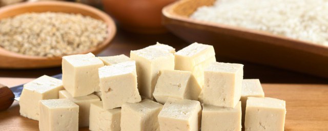新鲜豆腐如何做 这样做好吃下饭还简单