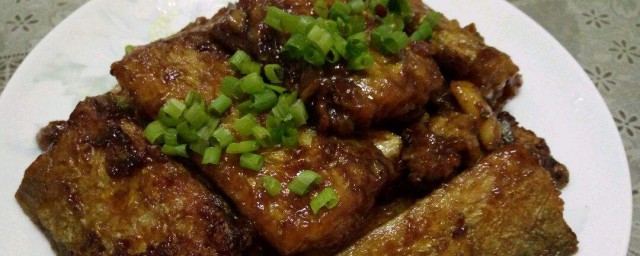 刀鱼怎么炖好吃又简单 刀鱼营养价值介绍