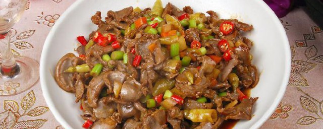 盐炒鸡胗怎样做 制作盐爆鸡胗的技巧