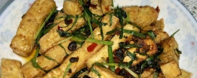 鸭肉豆腐韭菜如何做 制作的步骤都有哪些