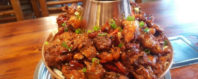 辣火锅鸡怎样做 怎样做出来的比较好吃