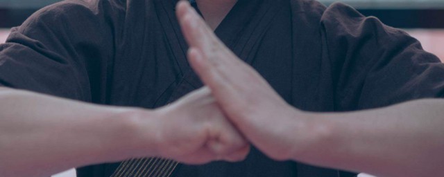 微信里抱拳是啥意思 微信里发的抱拳的表情是什么意思
