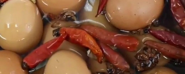 咸鸡蛋怎样腌 咸鸡蛋怎样腌制